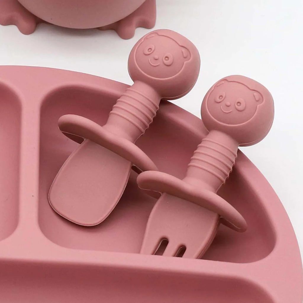 Set Vaisselle Bébé Silicone 8 Pièces — Bavoir, Bol, Assiette, Tasse & Couverts