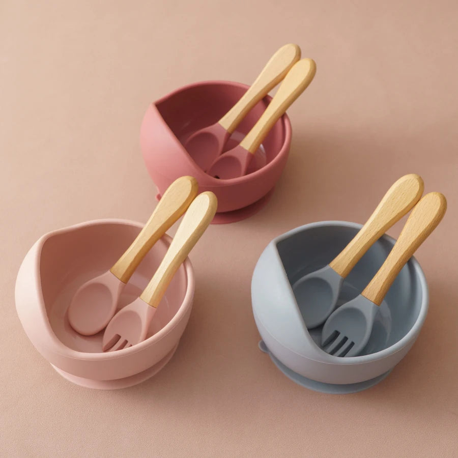 Set Vaisselle Bébé Silicone 3 Pièces — Bol, Cuillère & Fourchette en Bois